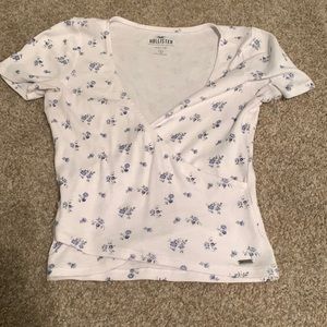 Hollister baby tee